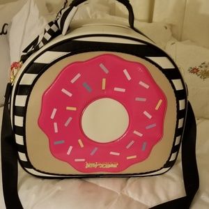 Betsey Johnson New overnite Donut Bag with Strap